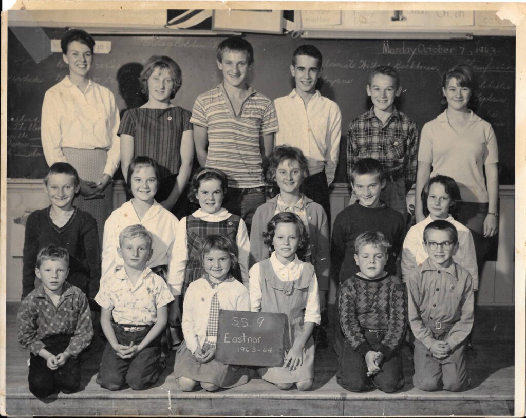 SS 9 Eastnor Stokes Bay School 1963-1964