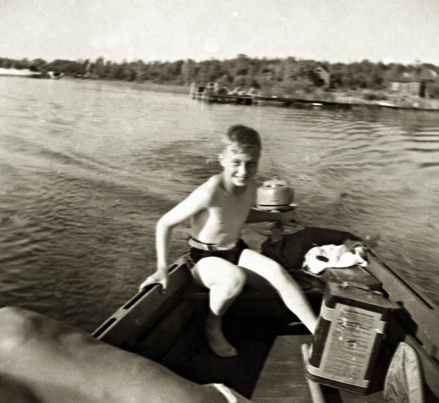 Jack running the Elgin on the rowboat