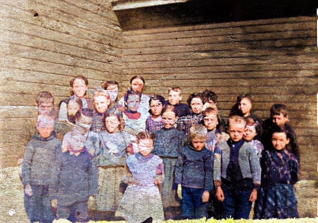 SS 1 Lindsay School Cape Chin