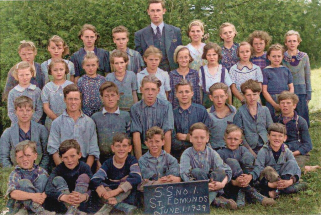 SS 1 St Edmunds Tobermory Class of 1939