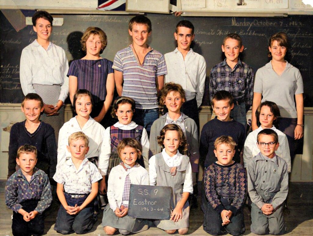 SS 9 Eastnor Stokes Bay School 1963-1964